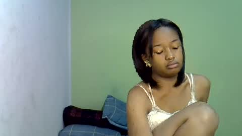 candyh0 online show from June 27, 6:47 am