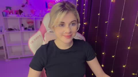 You can call me HH online show from December 17, 7:29 pm