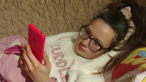 say meow and send tip  online show from January 24, 7:07 pm