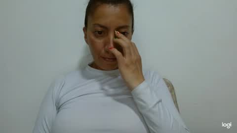 candymilfff online show from June 29, 9:14 pm