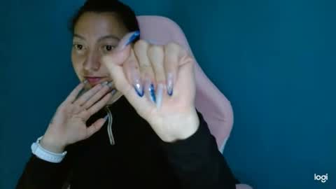 candymilfff online show from January 9, 10:58 pm