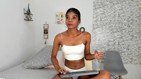 Canhela online show from December 19, 5:10 am