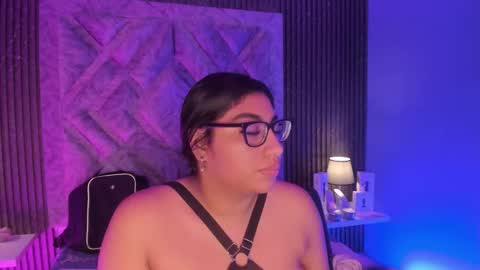 GABRIELA LOPEZ online show from February 17, 4:01 am