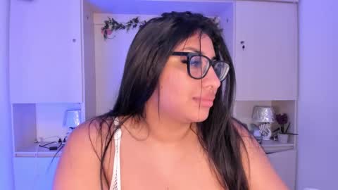 GABRIELA LOPEZ online show from March 16, 8:13 pm