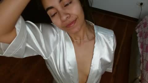 cannela sweet online show from April 27, 1:19 pm