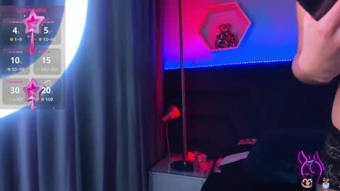 carla online show from February 12, 4:36 am