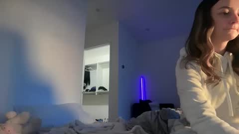 carlee online show from March 5, 1:34 am