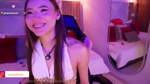 carmendsine online show from February 24, 5:22 pm