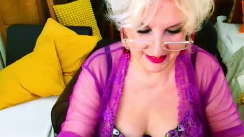 Carmen online show from September 12, 8:45 am