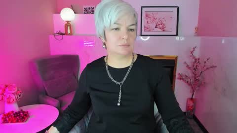 Carmen online show from December 15, 9:53 pm