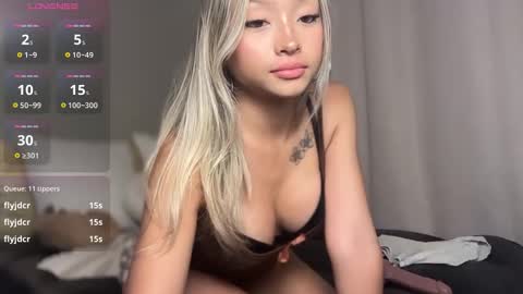 carmenxrose online show from March 12, 1:52 am