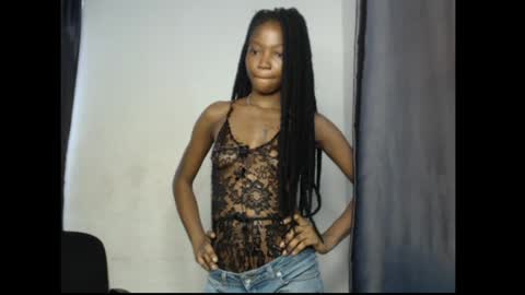 caroline online show from April 14, 8:36 am