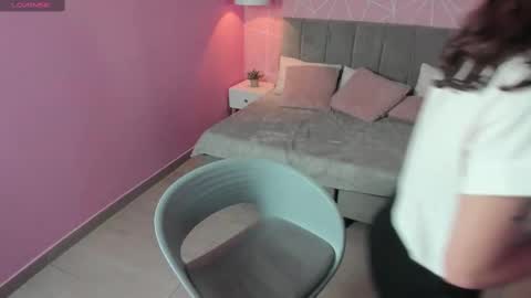 Snapshot of carol_pinter chatting on February 26, 5:03 am Carol online show from February 26, 5:03 am