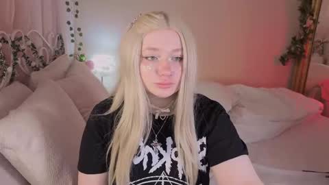 Mira online show from April 19, 8:03 am