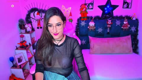 carolina online show from December 15, 8:47 pm