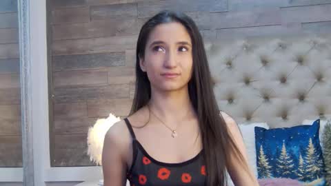 carolinahart online show from December 20, 7:34 am