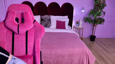 carolinasherry online show from May 19, 5:03 am