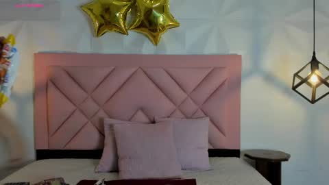 caroline daring online show from July 5, 10:32 am