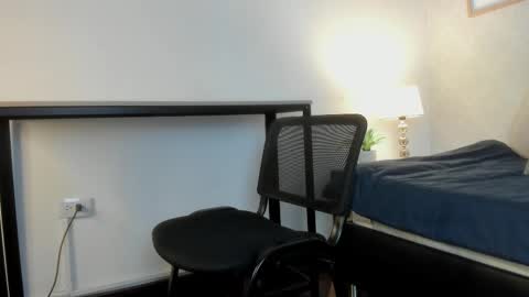  Caroline  online show from February 20, 11:34 am