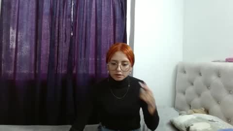 carolinnapinkman online show from March 25, 9:50 pm