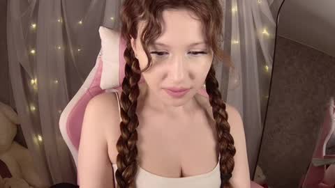 carysgs online show from April 6, 1:49 am