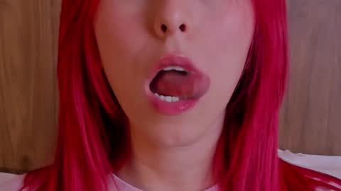 Snapshot of casandra_busting chatting on February 19, 7:16 pm Casandra online show from February 19, 7:16 pm