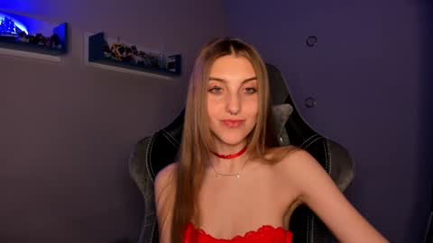 Snapshot of cassiablade1 chatting on January 25, 6:43 pm Seductress Cassia FINDOM AND SADISM NO NUDE online show from January 25, 6:43 pm