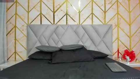 Cassidy online show from December 20, 8:24 pm