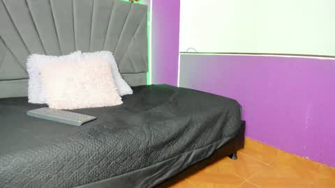 Cassie Jones online show from January 24, 4:16 am