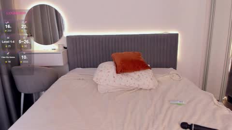 Angel 3 online show from November 2, 12:52 pm