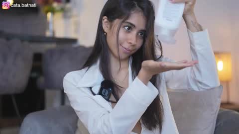 Catalina online show from November 27, 4:32 pm