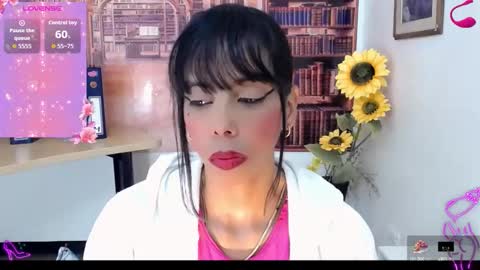 Queen Catalella online show from October 16, 4:04 am