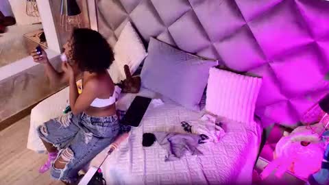 cataleya1_sm online show from December 1, 3:21 am