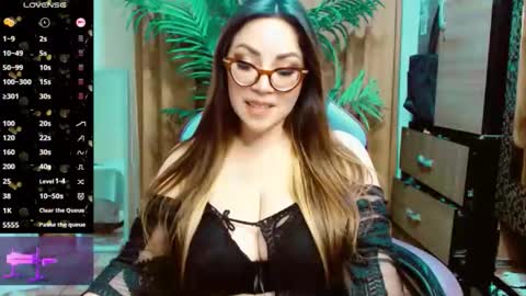 catalina3772516 online show from March 30, 4:23 am