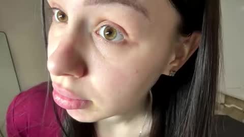 Lolly online show from March 8, 3:27 pm