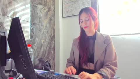 Snapshot of catt_evans1 chatting on February 12, 9:01 pm CATT EVANS online show from February 12, 9:01 pm