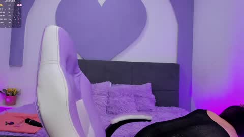 caty online show from June 4, 10:31 am