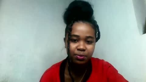 cclanioo online show from May 31, 6:09 pm