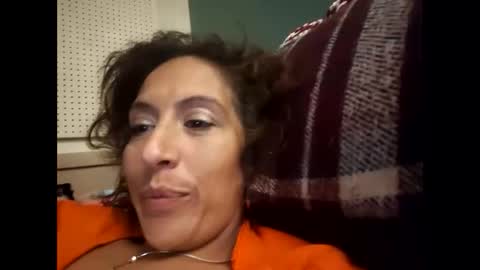 cece_vibez online show from October 17, 7:55 am