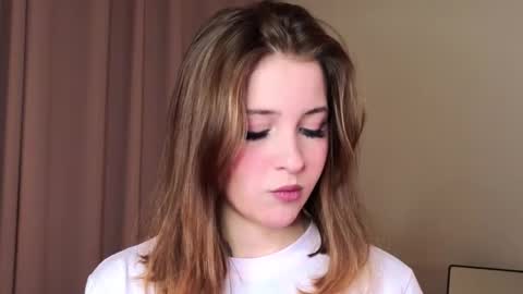 Lina  online show from February 27, 7:14 pm