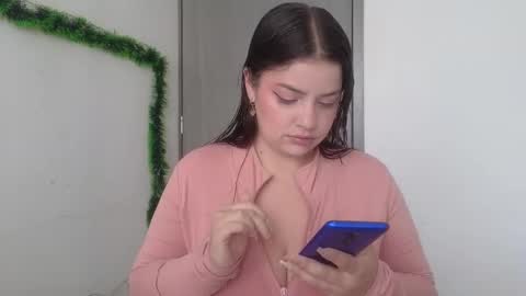 celeste_shinny online show from December 16, 7:20 pm