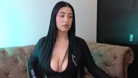 Snapshot of celeste_tailor_ chatting on March 6, 3:24 pm Celeste Tailor online show from March 6, 3:24 pm