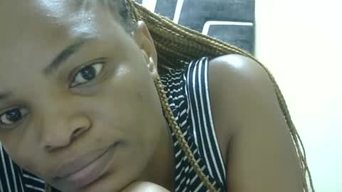 cell709143 online show from May 4, 12:25 am