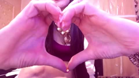 Cerise online show from April 11, 7:45 am