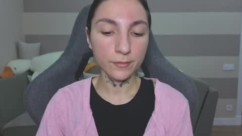 Kate online show from July 11, 8:03 am