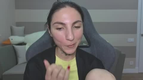 Kate online show from June 19, 9:24 am