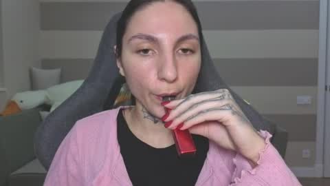 Kate online show from March 7, 3:41 pm