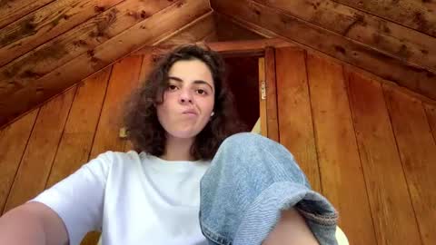 Nini online show from July 16, 2:21 pm