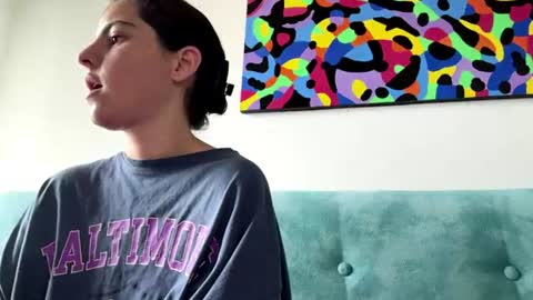 Nini online show from June 18, 8:05 am