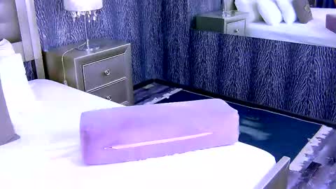 Snapshot of chanelledy1 chatting on October 31, 4:14 am chanelledy1 online show from October 31, 4:14 am